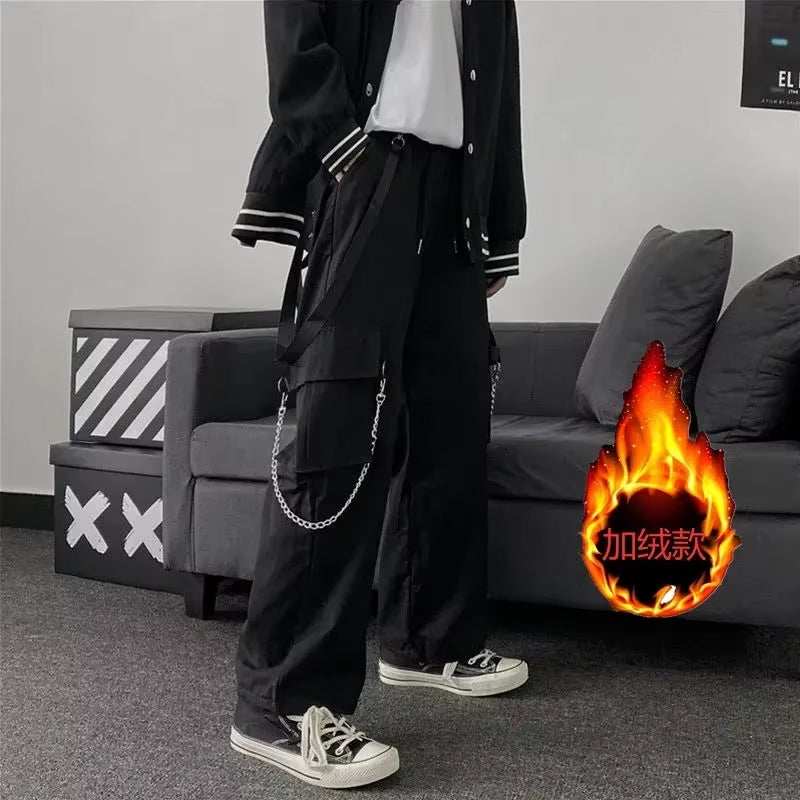 Pantalon cargo noir style gothique punk avec chaîne, style streetwear, jambes larges